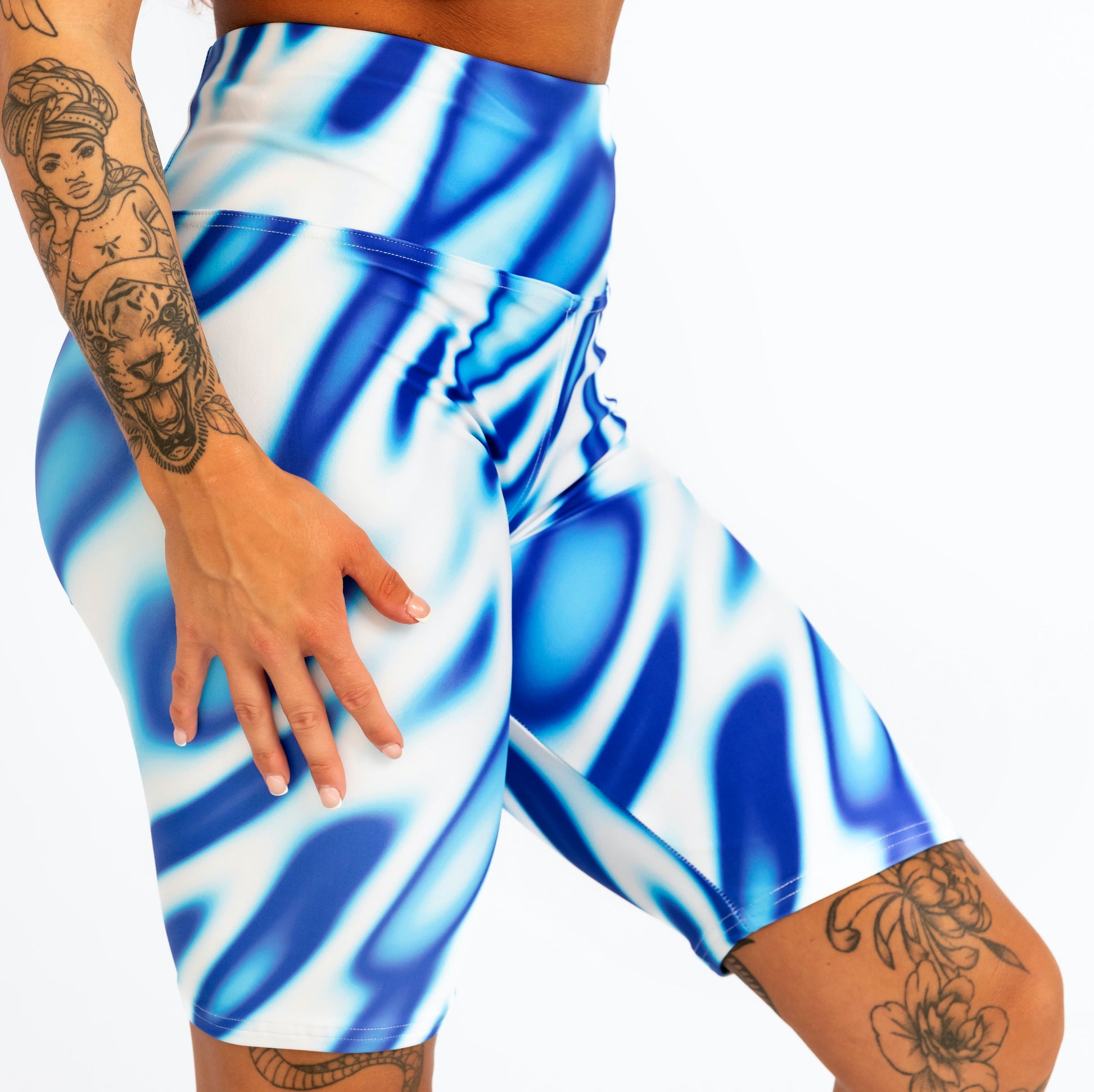 tough cherry 12" shorts in ice print size view